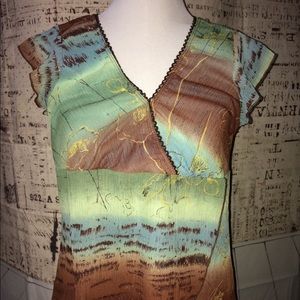 Banabee Multi Brown V-Neck wrap Short Sleeve open